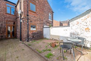 Courtyard- click for photo gallery